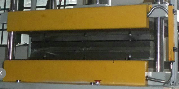 铁路局膜材料热成型模具